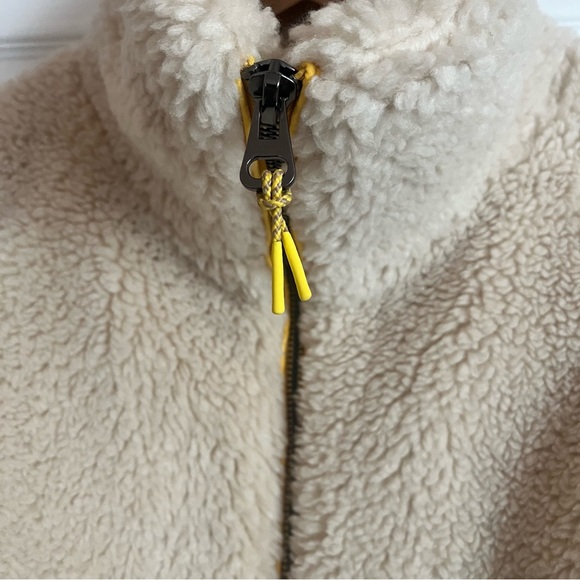 Apparis Tamika Jacket in Oat - Picture 6 of 11